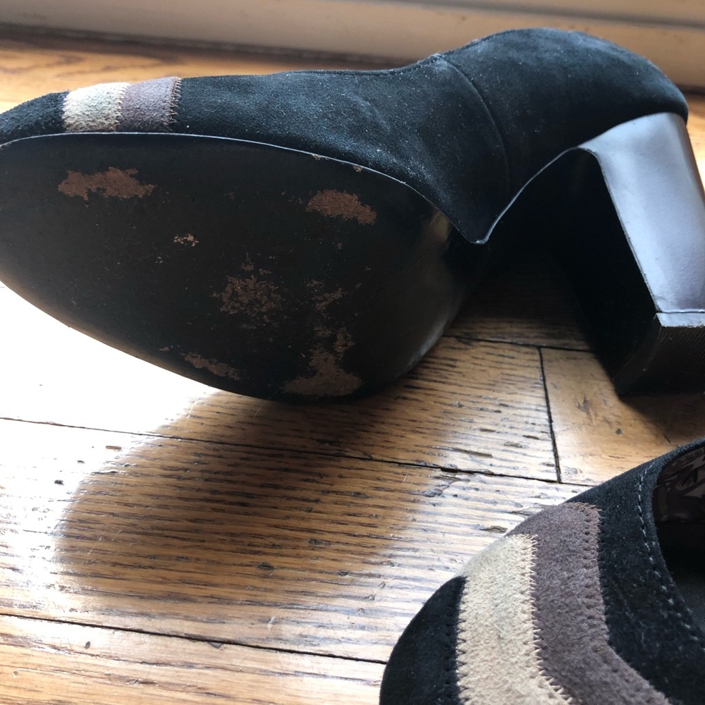 Missing For Target Heels - image 3